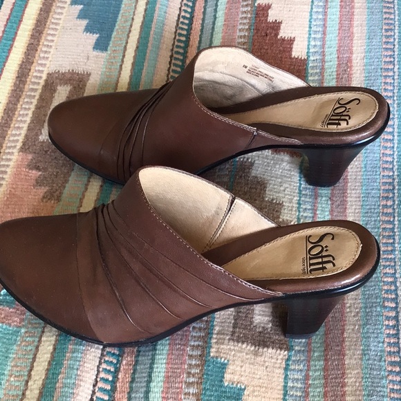 Sofft Slide Heels - Picture 3 of 7